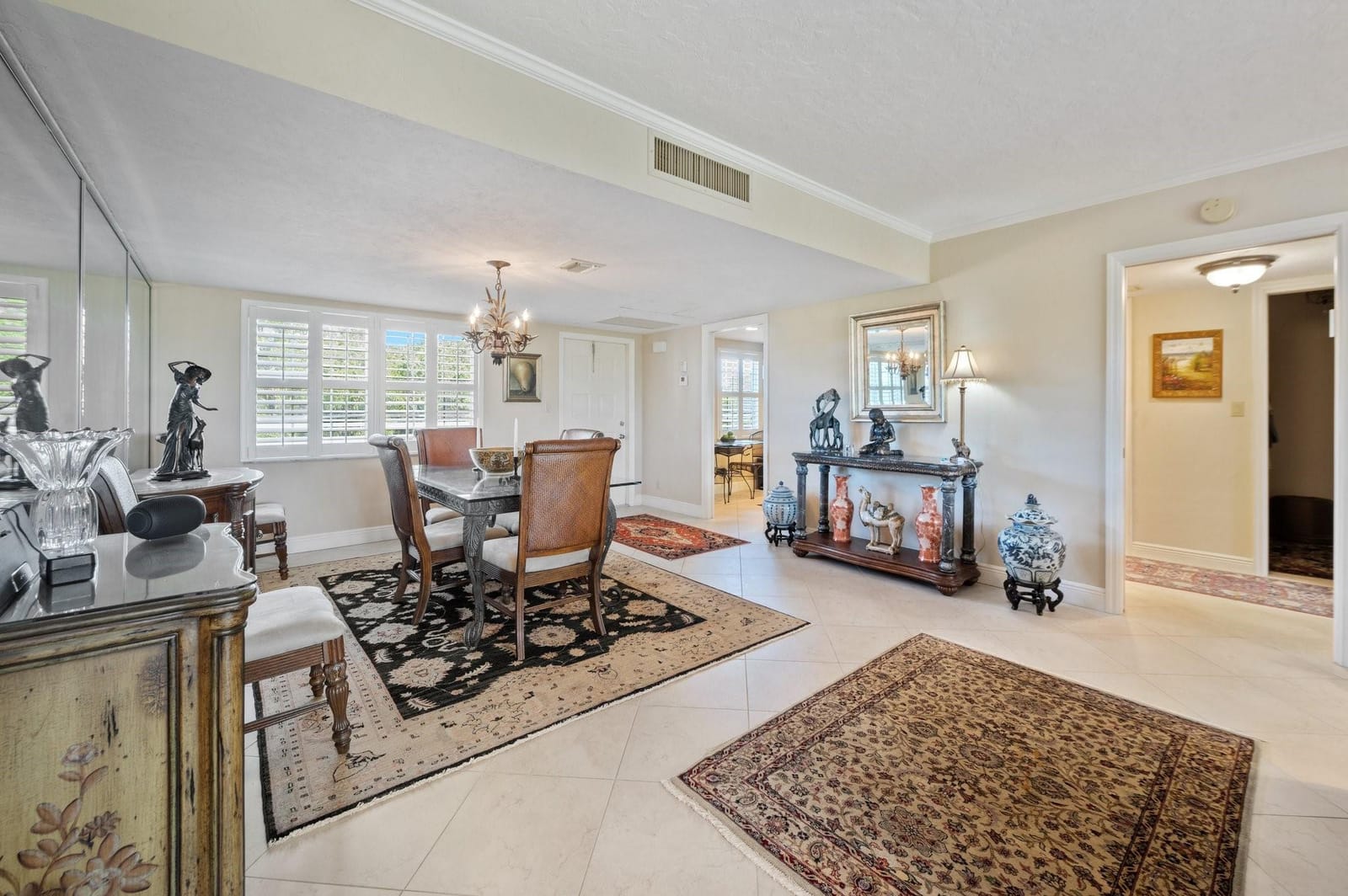 3960 Oaks Clubhouse Drive 403 — photo 7