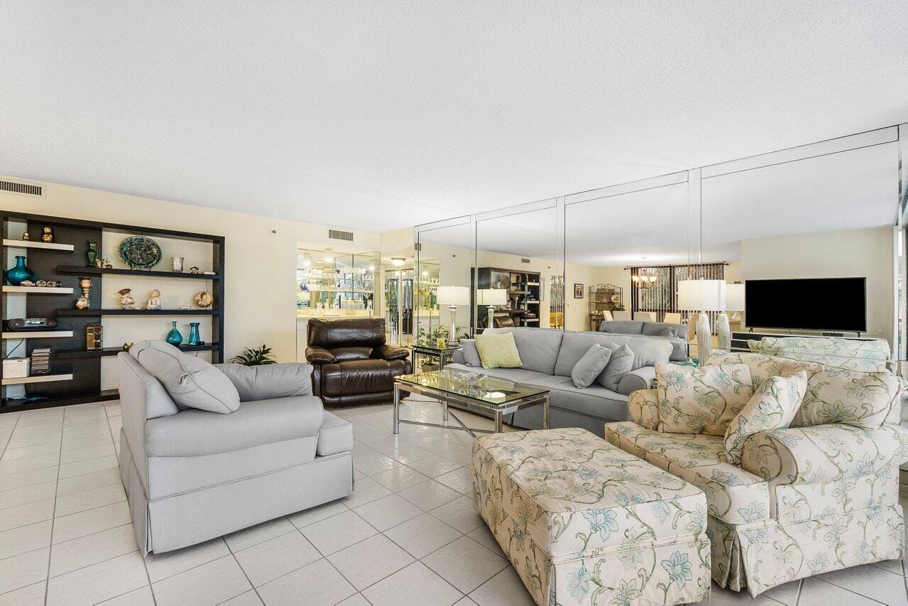20110 Boca West Drive 231, Boca Raton, FL 33434 photo 6
