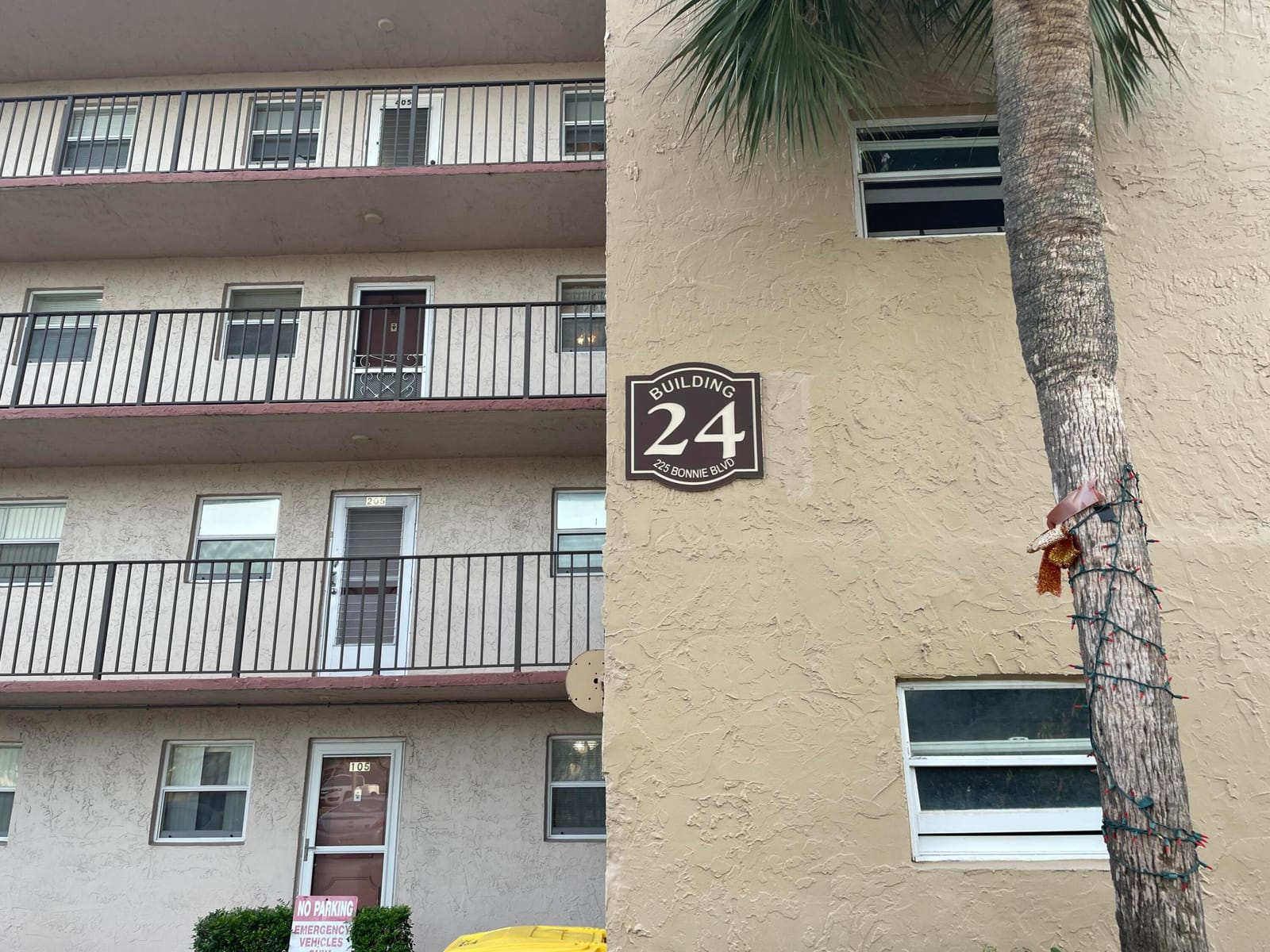 225 Bonnie Boulevard 211 — photo 3