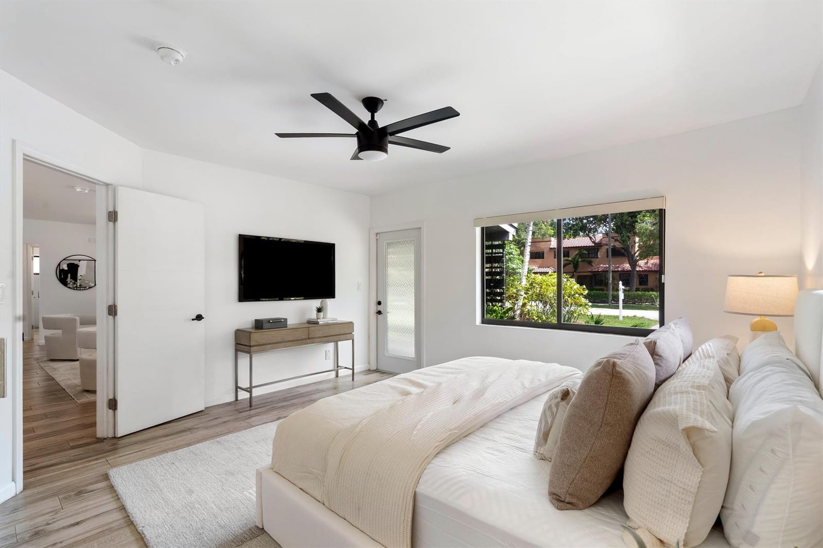 208 NE 16th Place, Fort Lauderdale, FL 33305 photo 13
