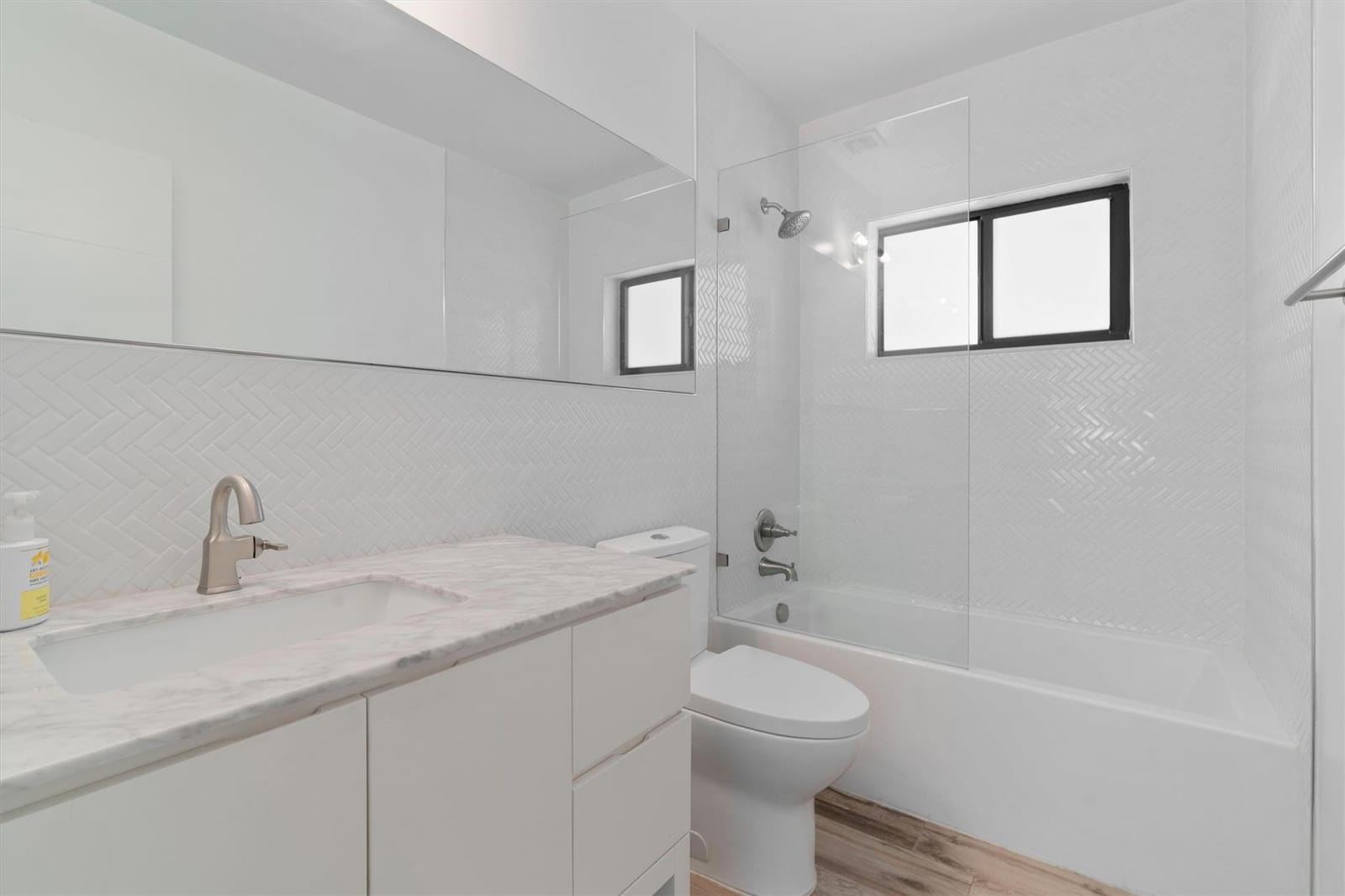 208 NE 16th Place, Fort Lauderdale, FL 33305 photo 18