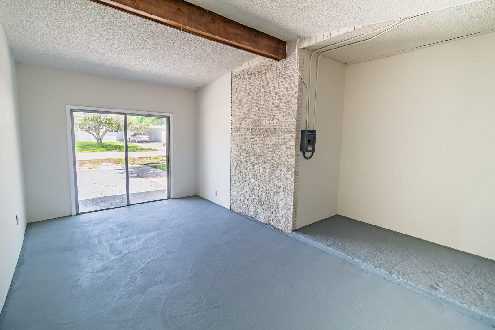 99 Henthorne Drive, Palm Springs, FL 33461 photo 18