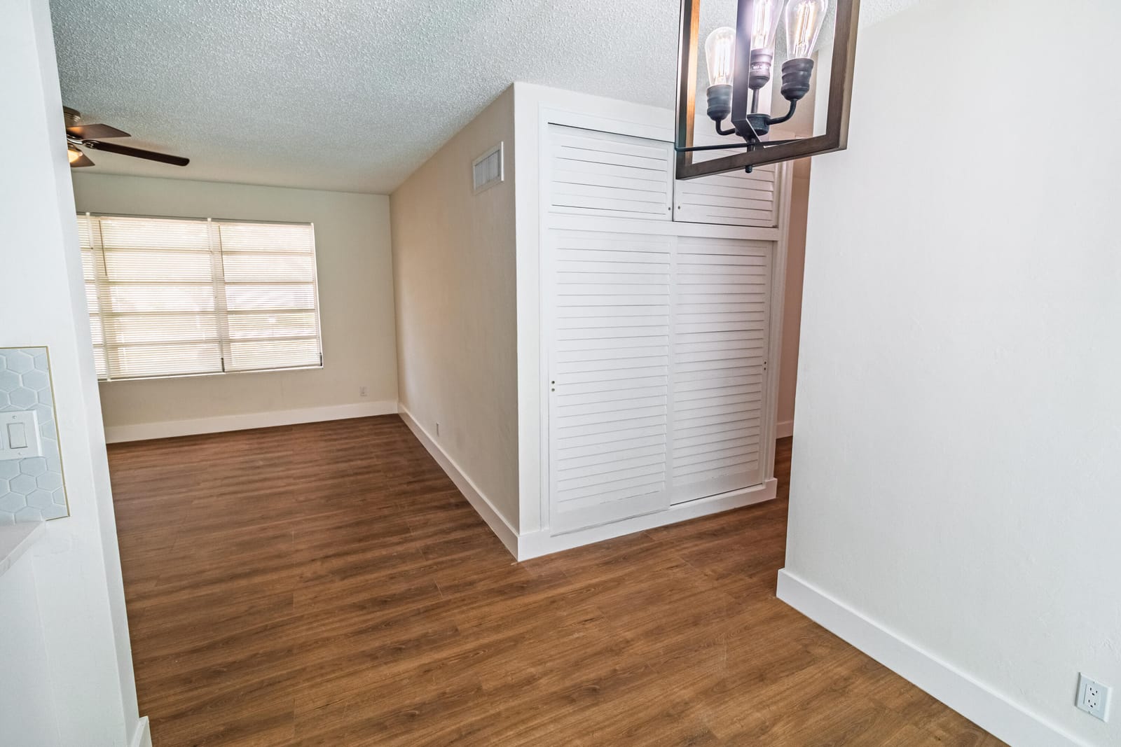 99 Henthorne Drive, Palm Springs, FL 33461 photo 20