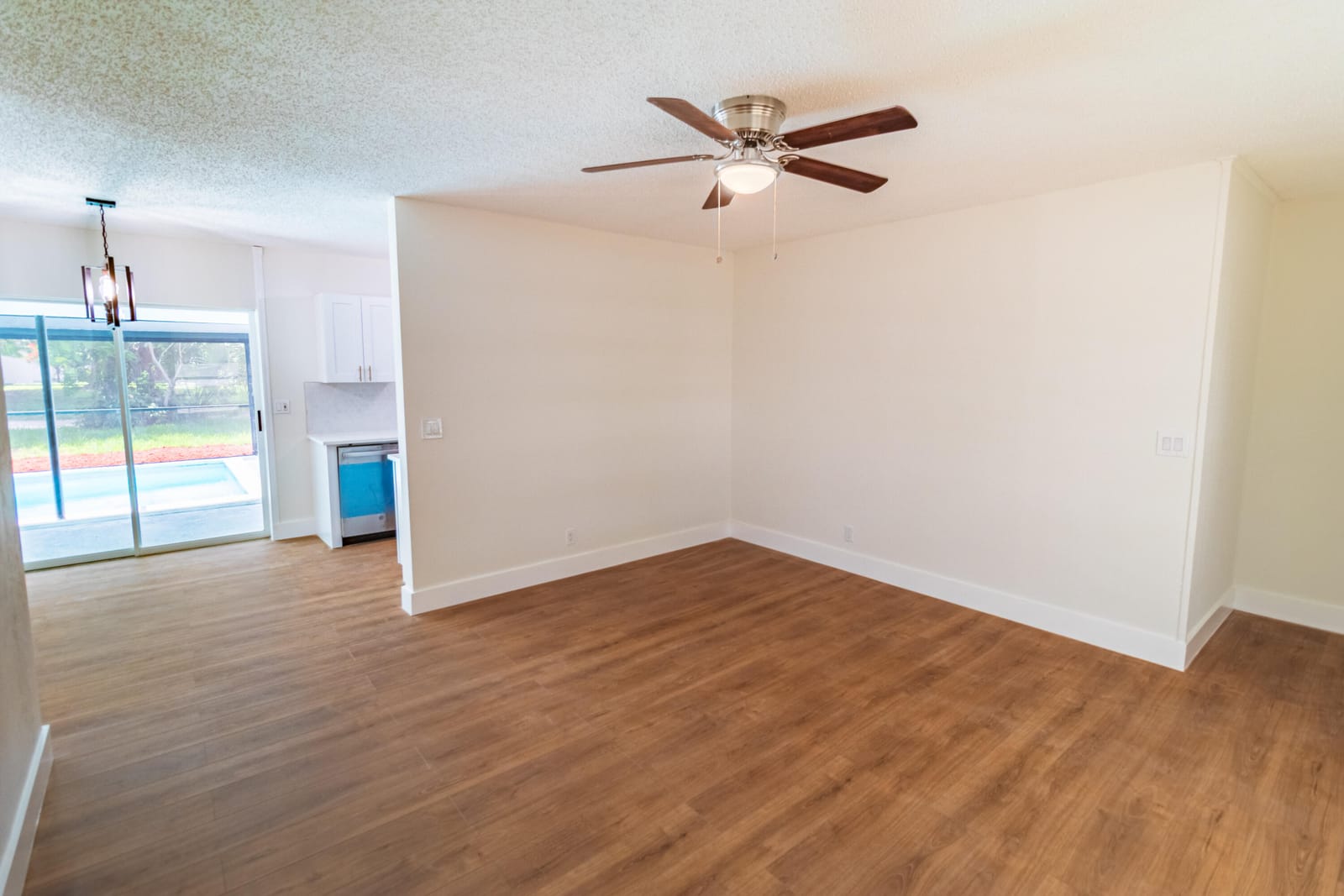 99 Henthorne Drive — photo 8