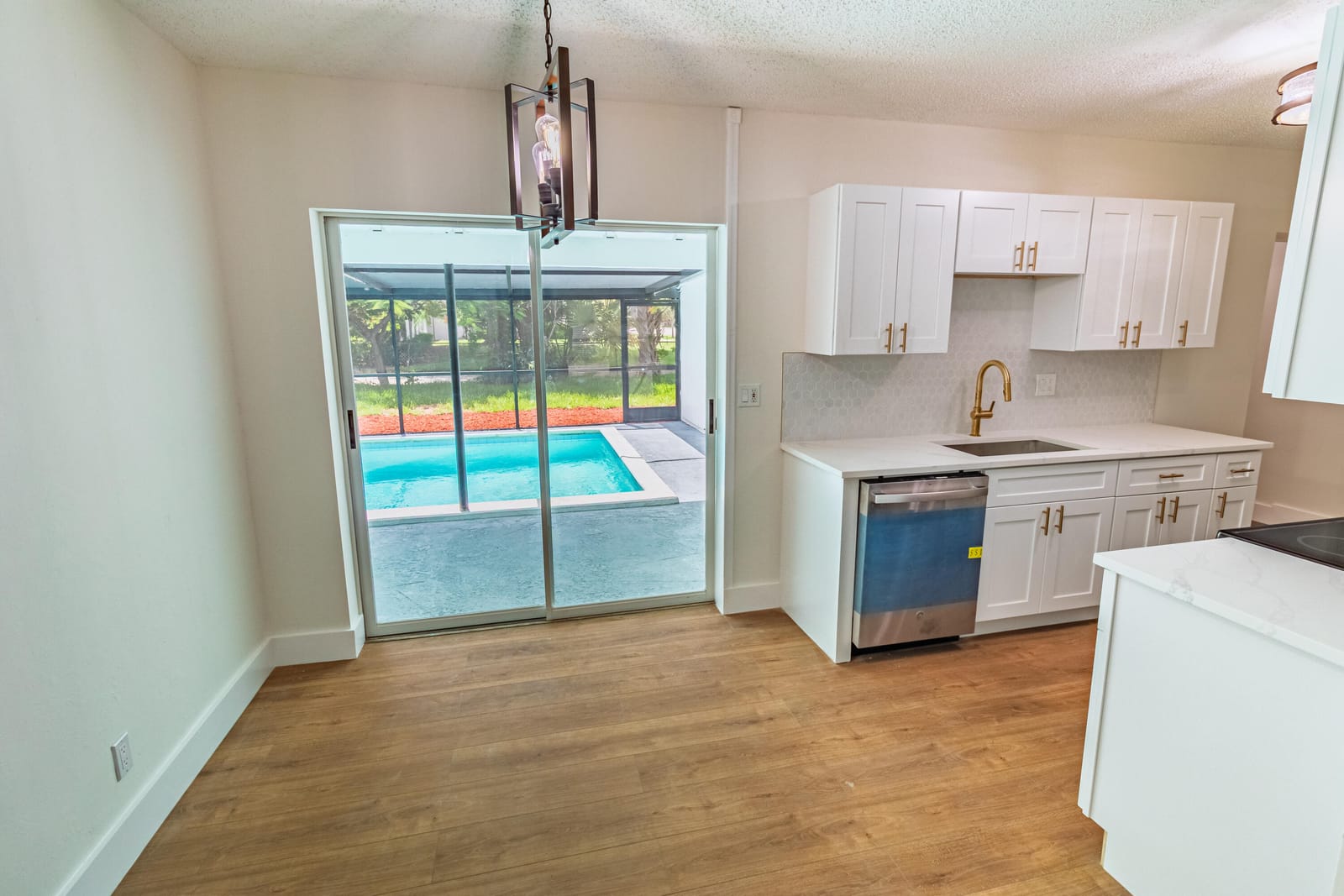 99 Henthorne Drive — photo 9