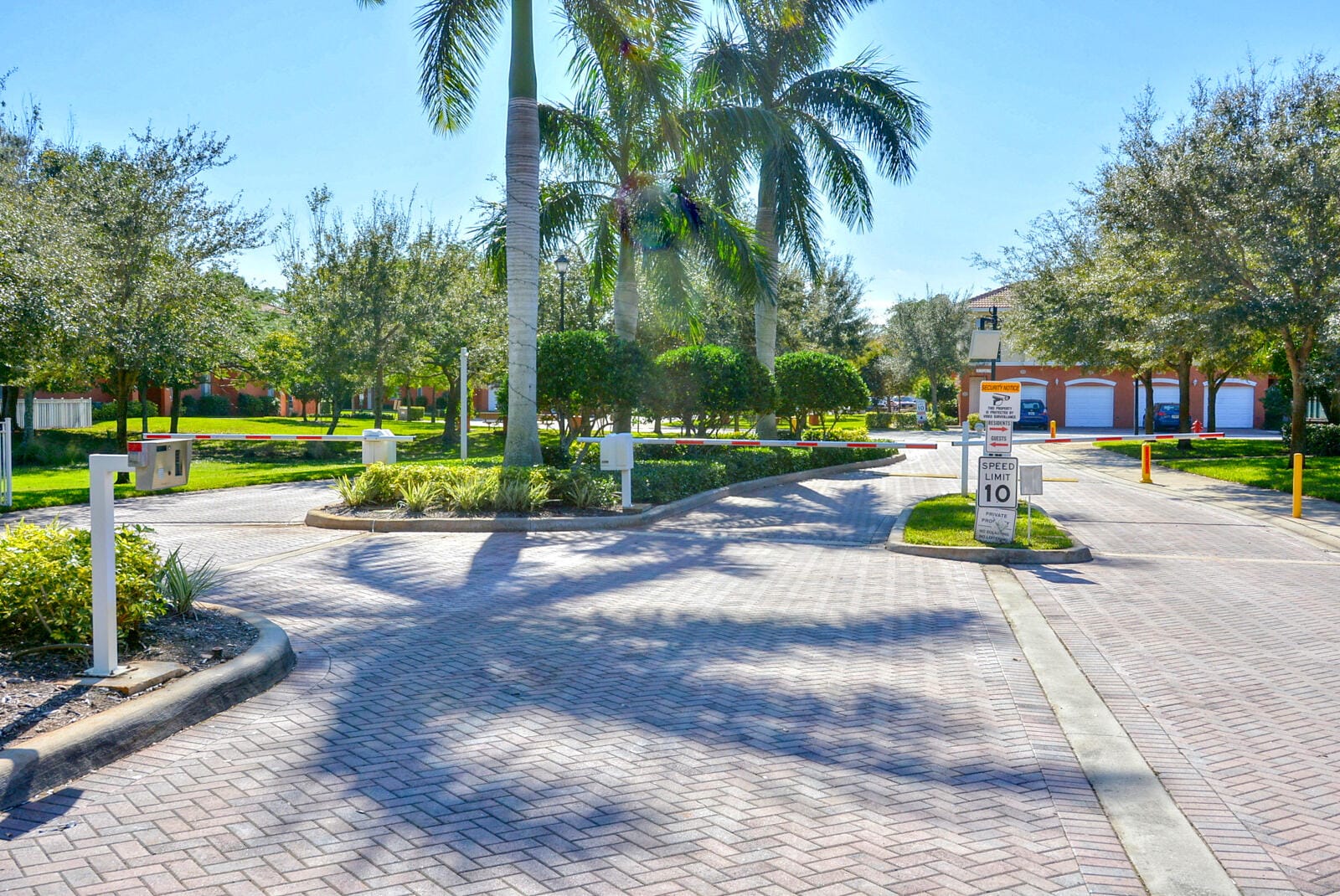 58 SE Palermo Court 202, Stuart, FL 34994 photo 8