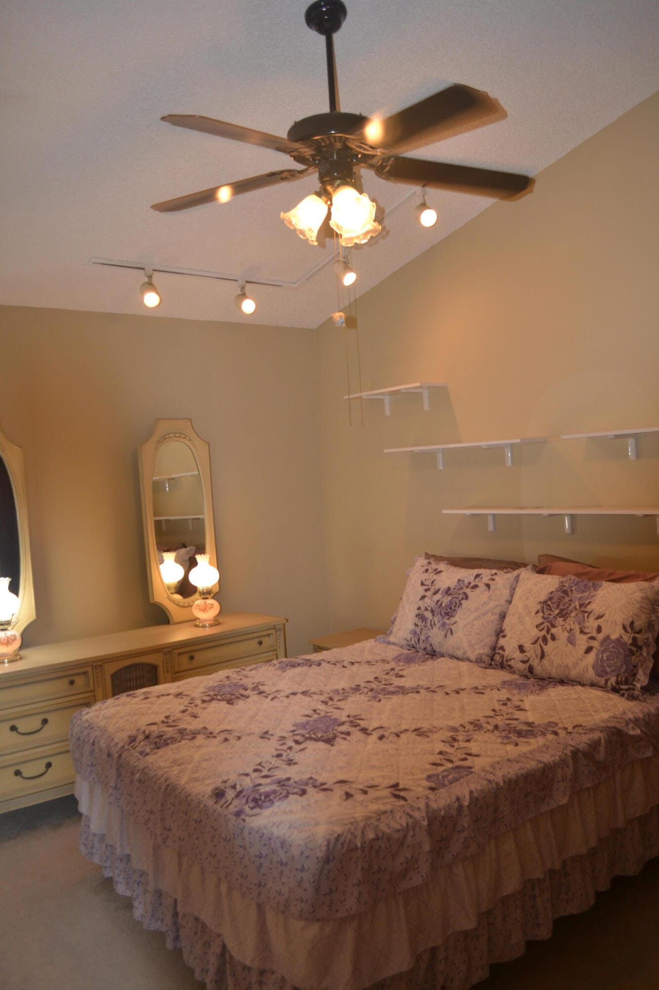 4699 Lakeside Circle — photo 8