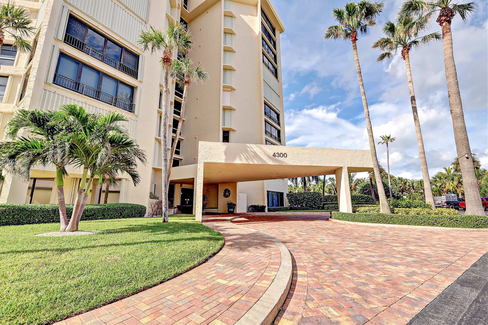 2400 S Ocean Drive 4373 — photo 8