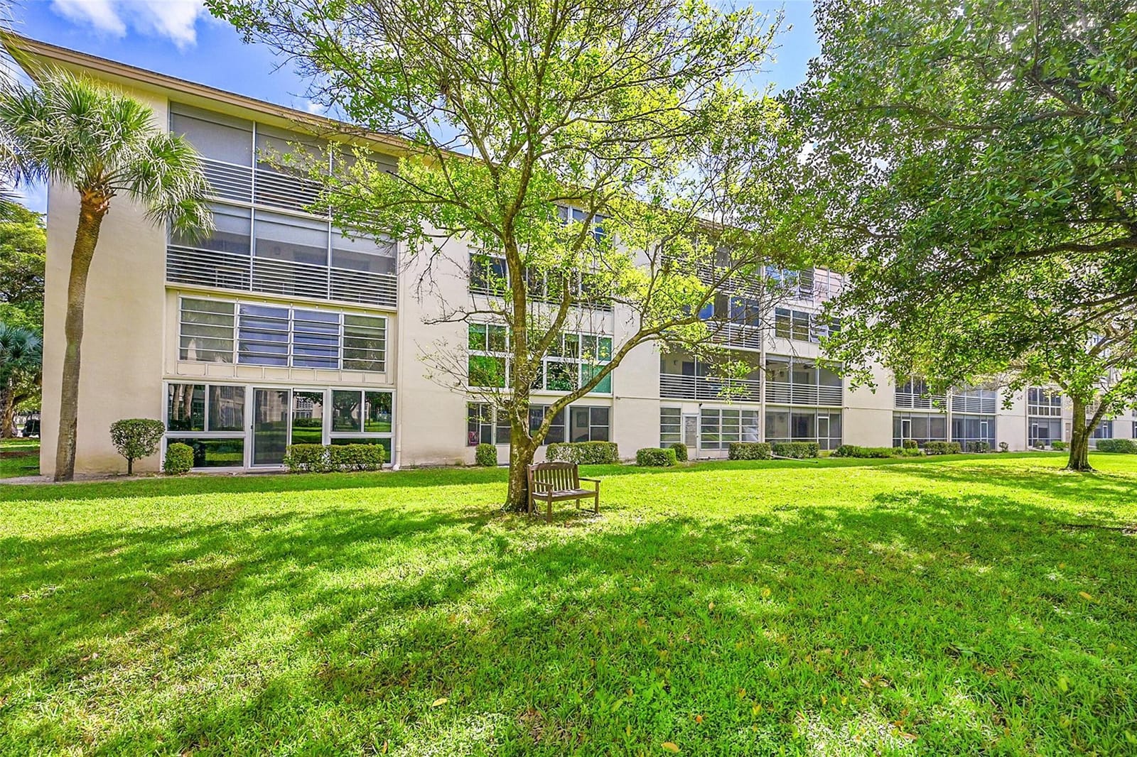 2202 Lucaya Bend K3, Coconut Creek, FL 33066 photo 23