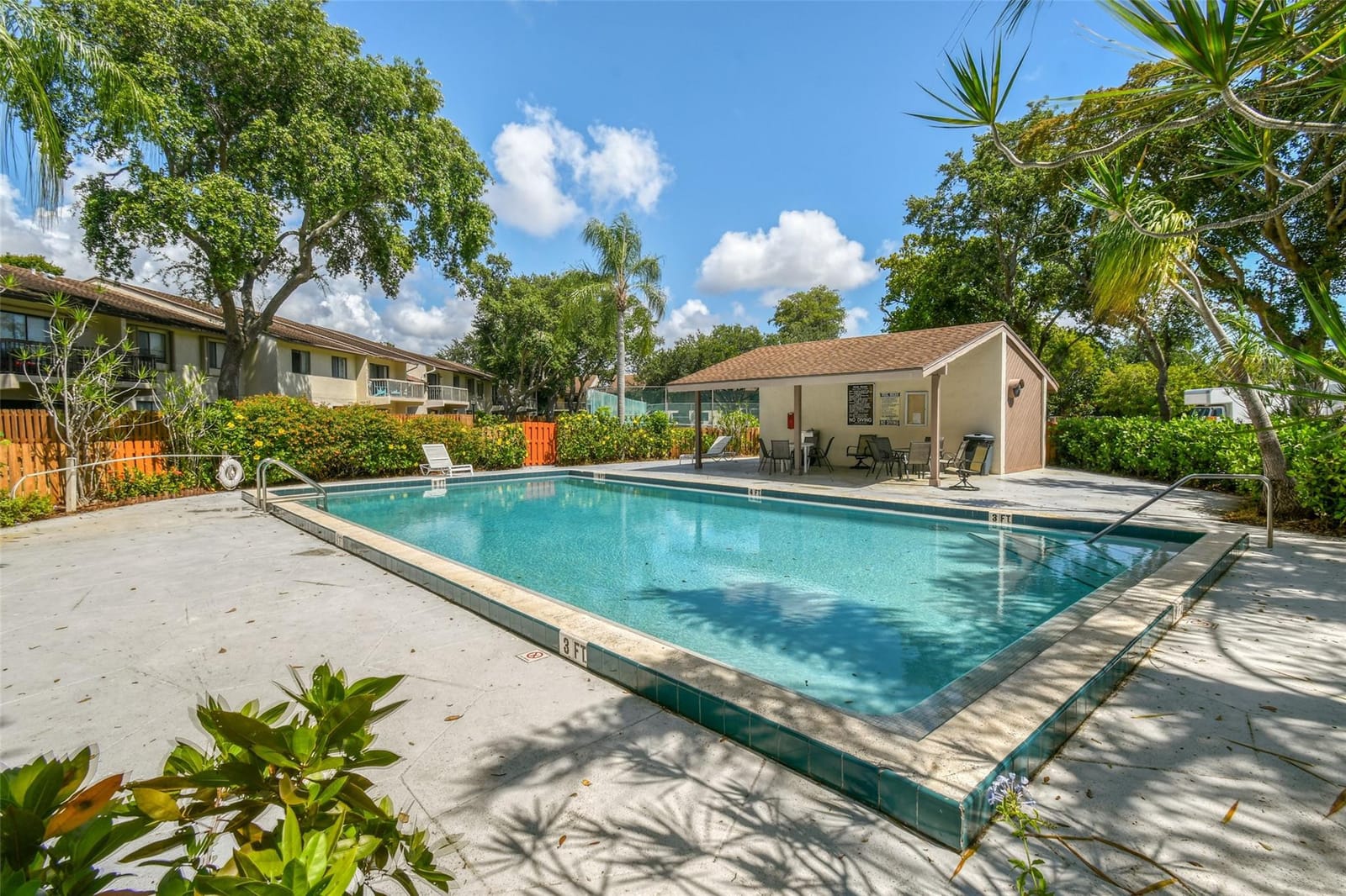 3402 Gardens Drive 14B, Palm Beach Gardens, FL 33410 photo 17