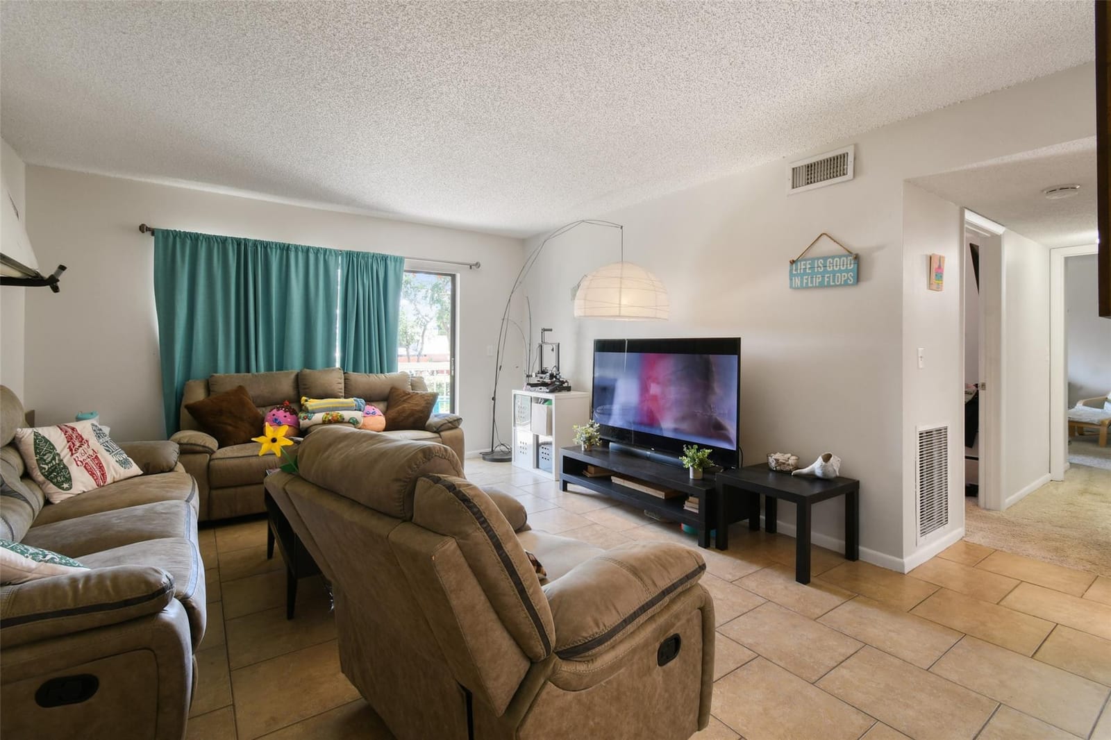 3402 Gardens Drive 14B — photo 3
