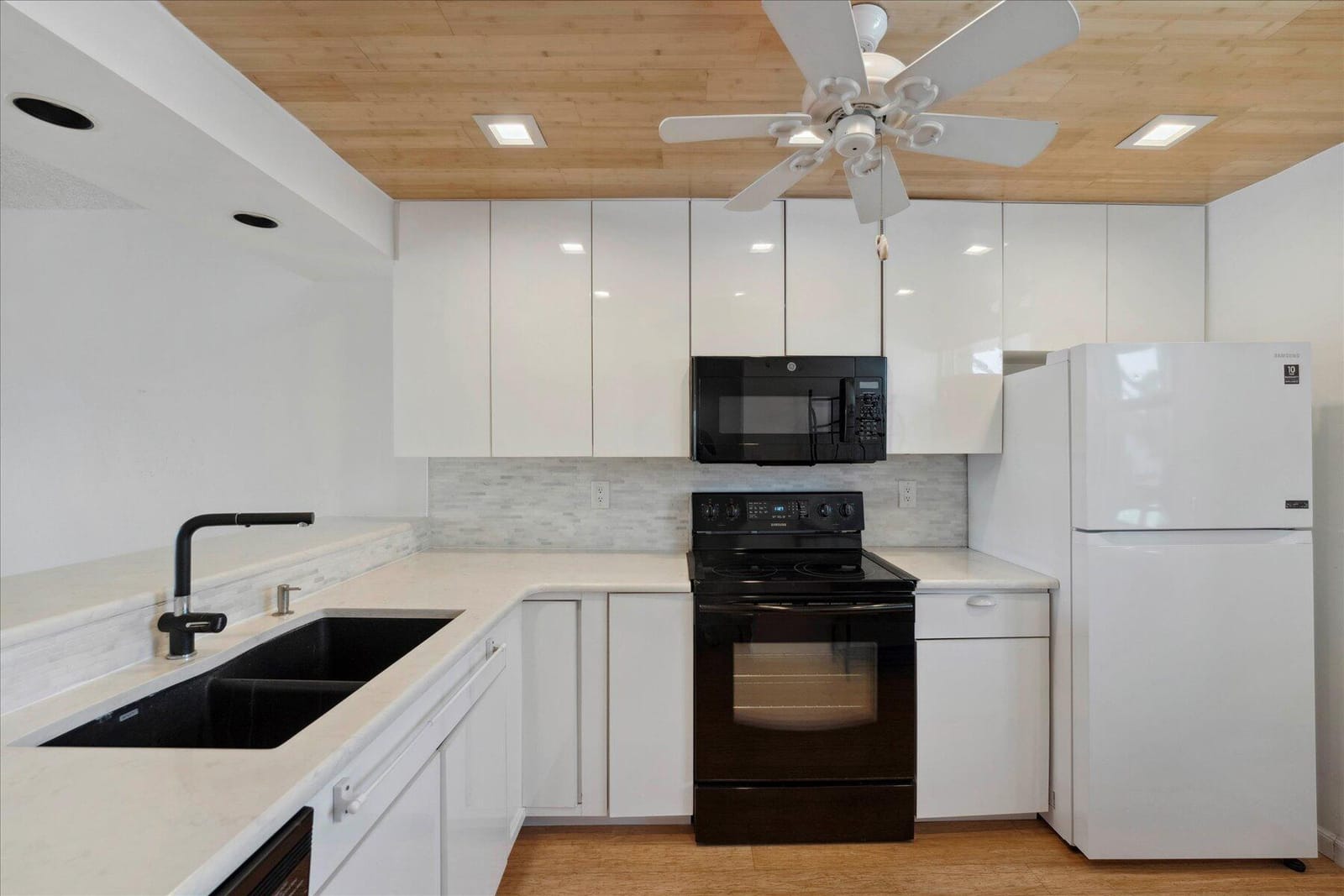 1950 SW Palm City Road 6-202, Stuart, FL 34994 photo 13