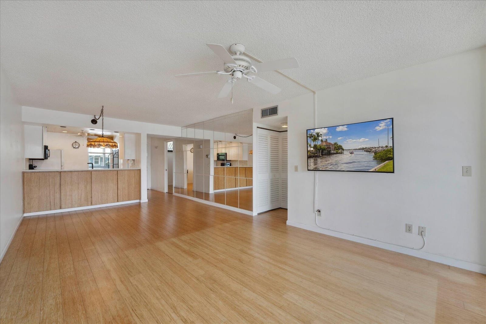 1950 SW Palm City Road 6-202 — photo 10