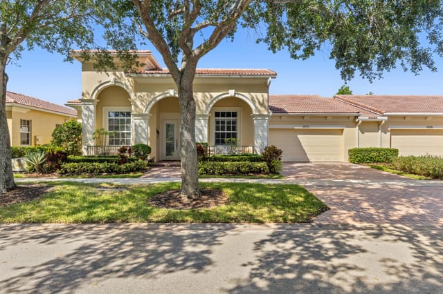 10171 SW Dolce Road, Port St. Lucie, FL 34986