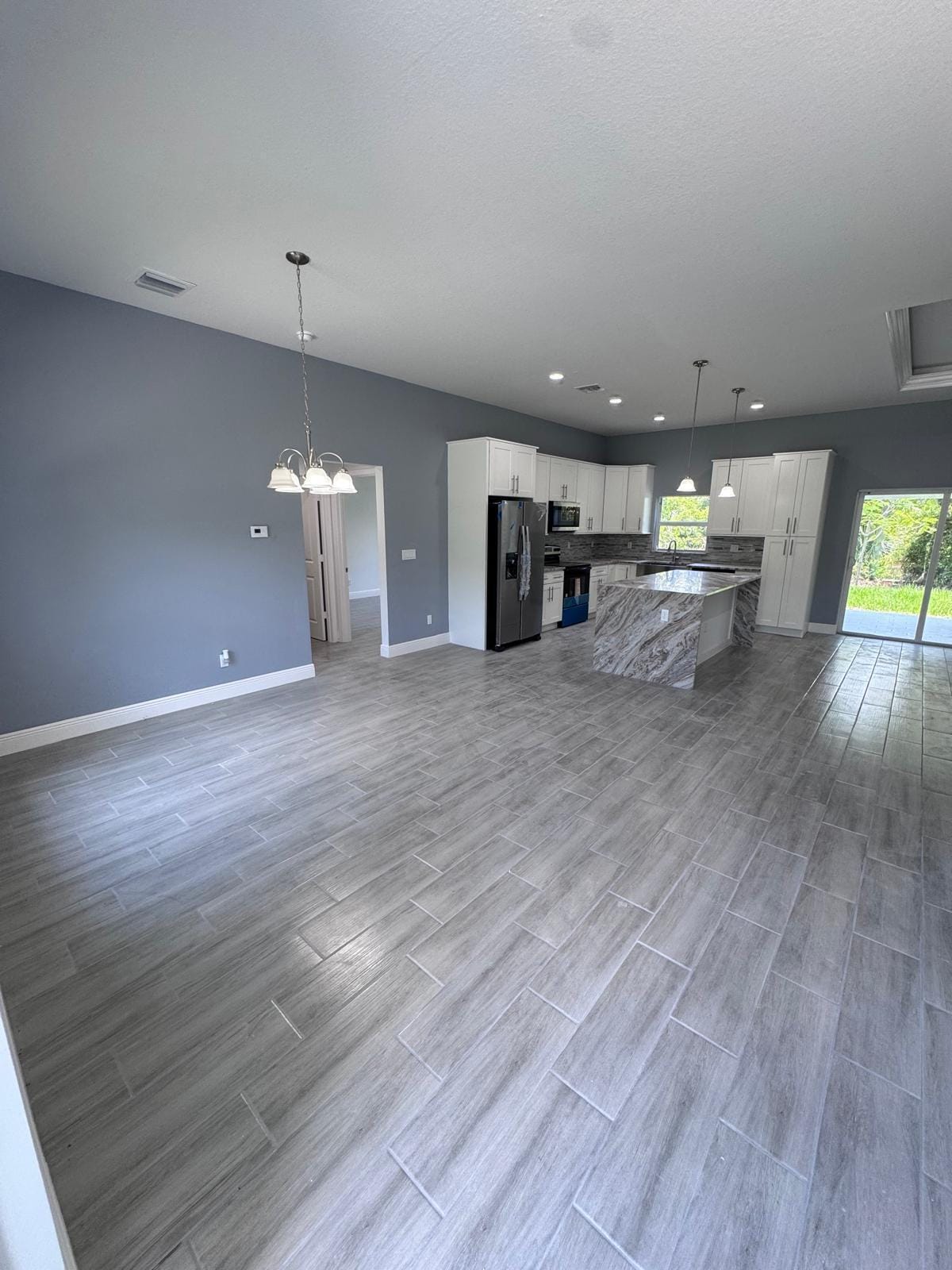 3351 Lakeland Avenue — photo 3