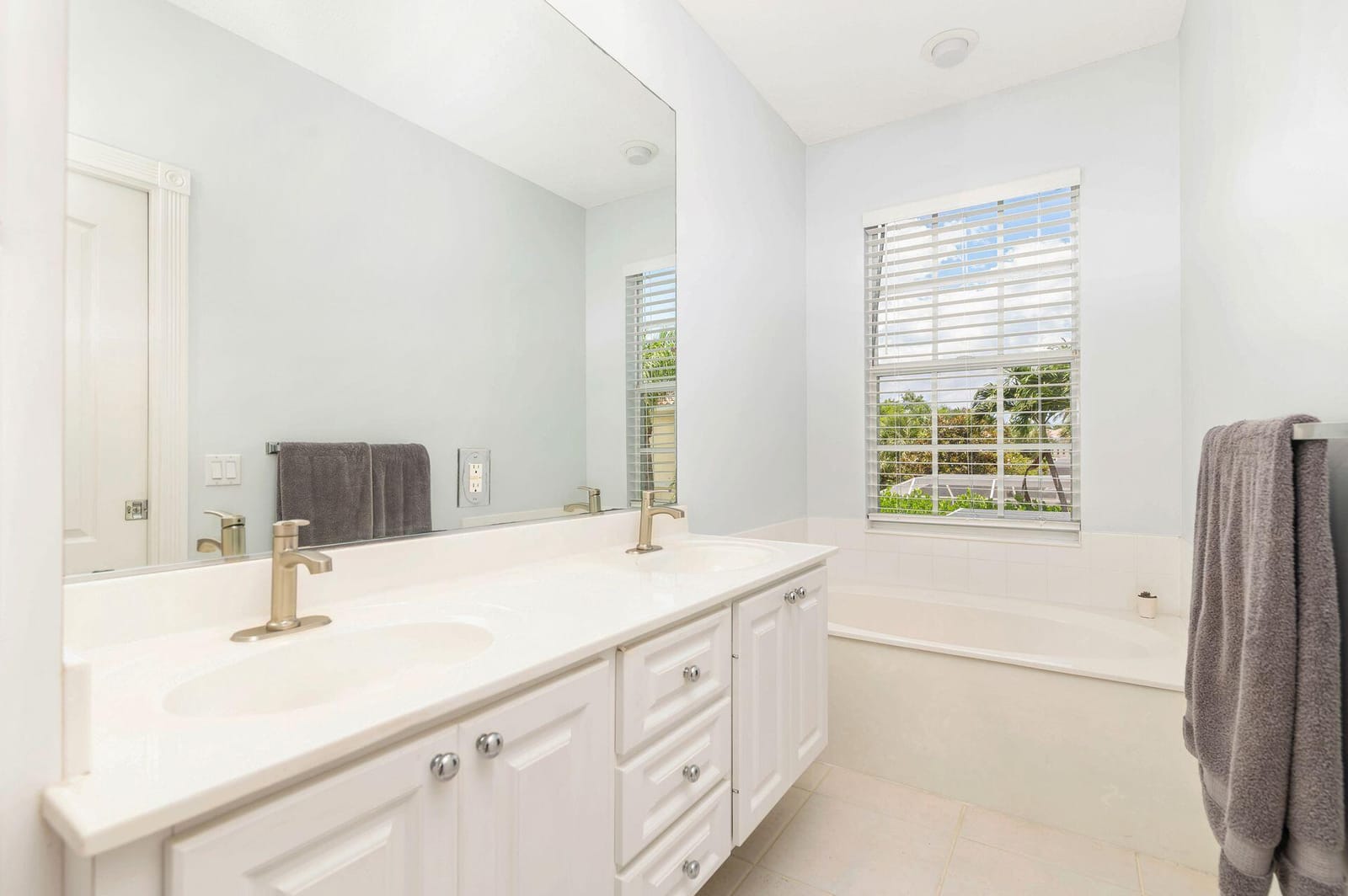 102 Santa Barbara Way, Palm Beach Gardens, FL 33410 photo 14
