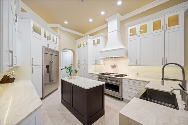 10758 Versailles Boulevard, Wellington, FL 33449