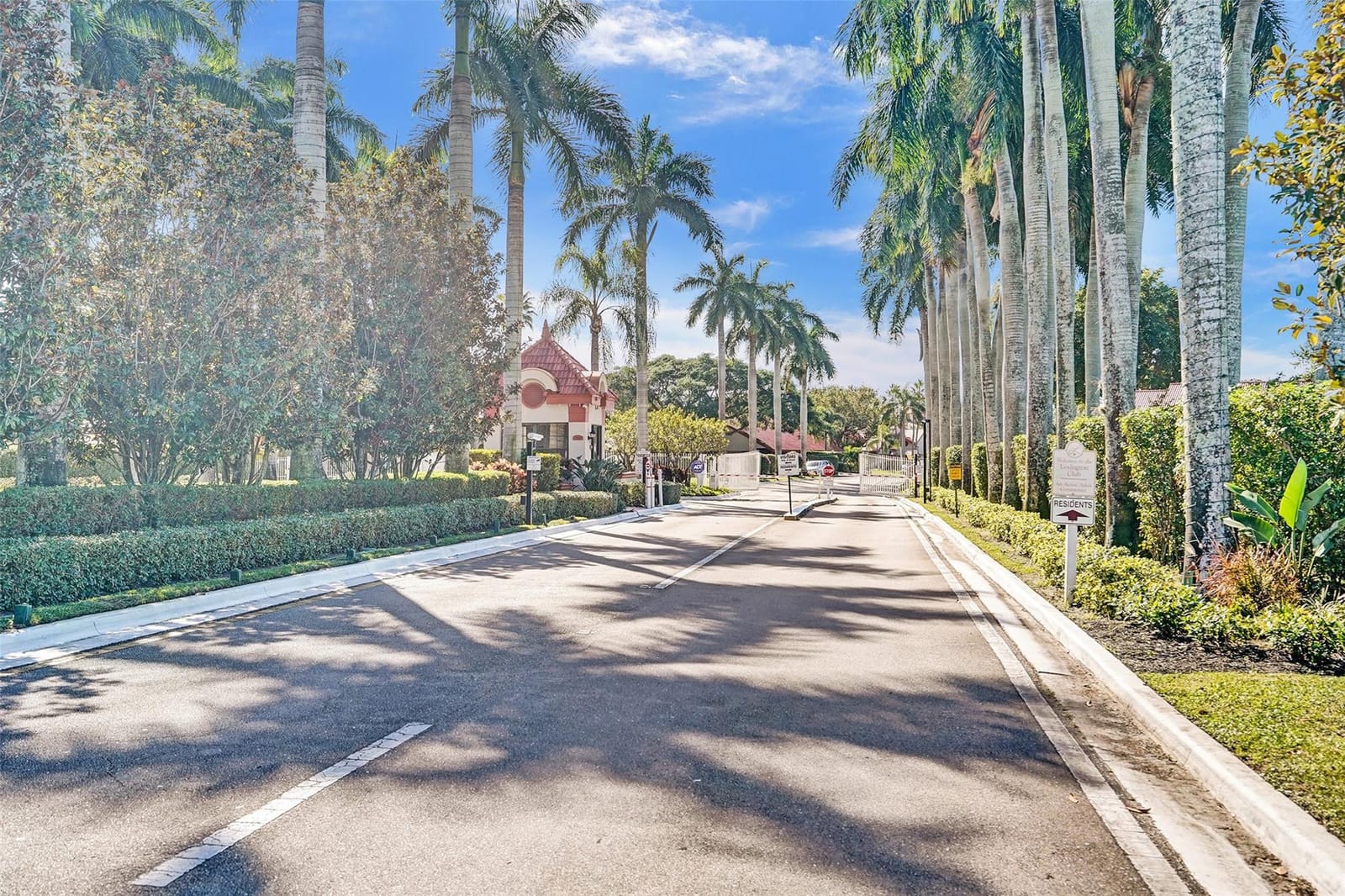 7592 Lexington Club Boulevard A, Delray Beach, FL 33446 photo 4