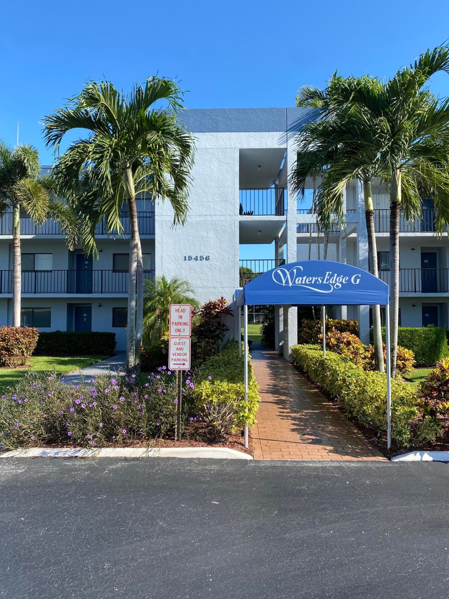 15456 Pembridge Drive 304, Delray Beach, FL 33484