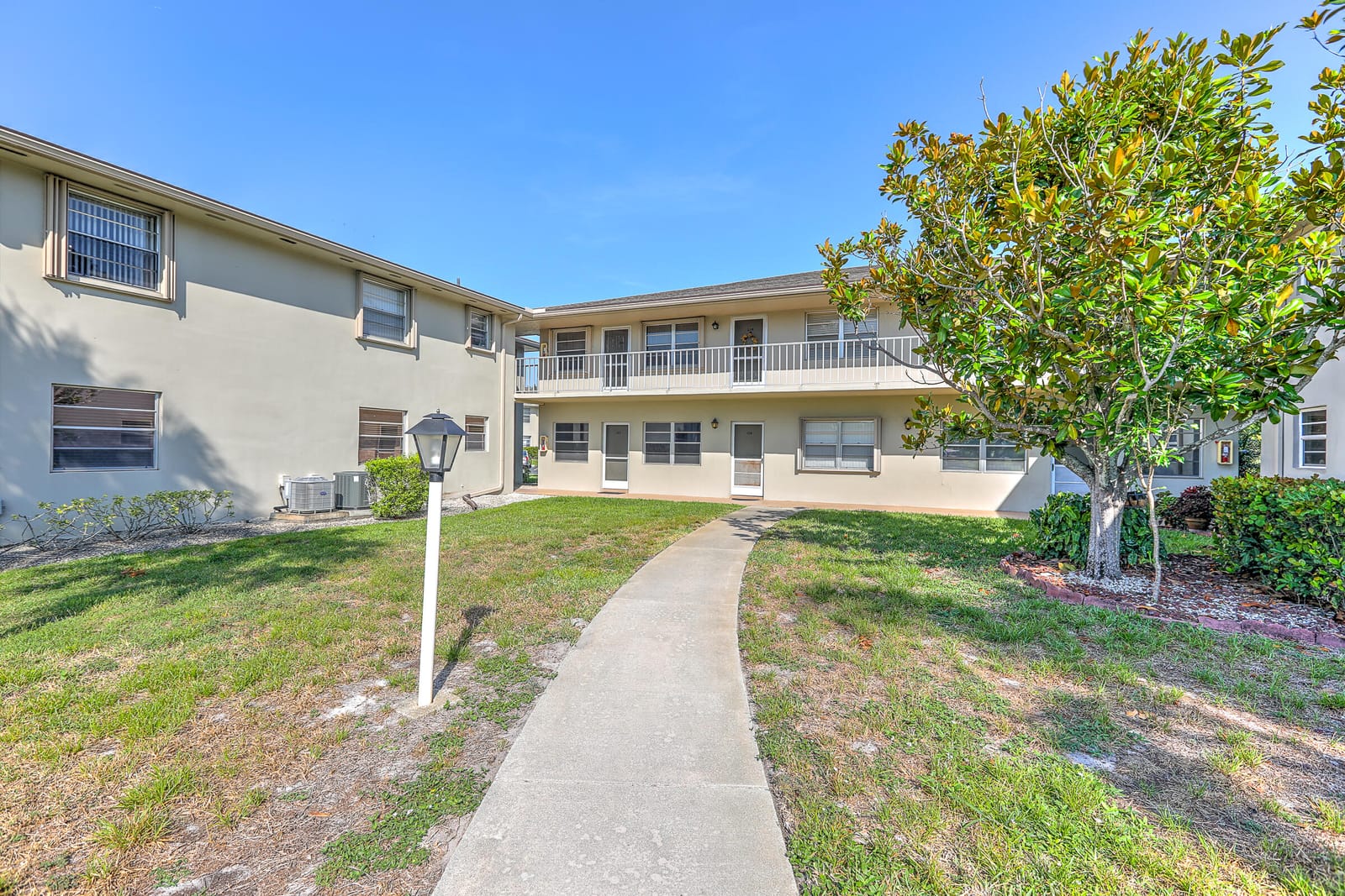 25 Lake Vista Trail 203, Port St. Lucie, FL 34952