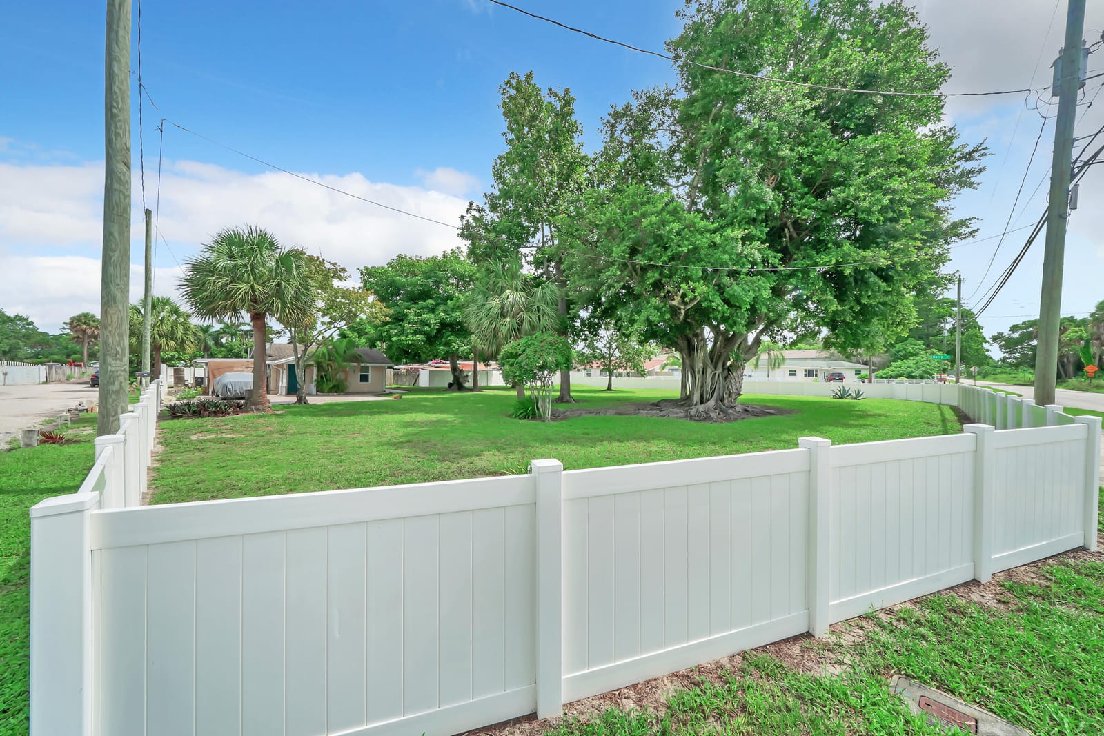 5271 Wallis Road, Royal Palm Estates, FL 33415 photo 18