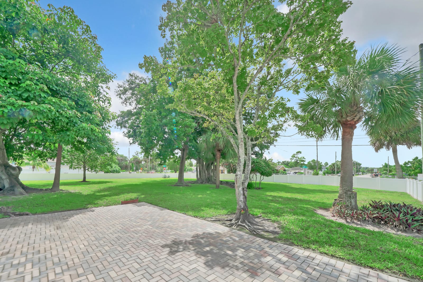 5271 Wallis Road, Royal Palm Estates, FL 33415 photo 20