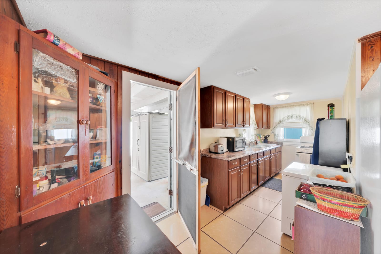 5271 Wallis Road, Royal Palm Estates, FL 33415 photo 5