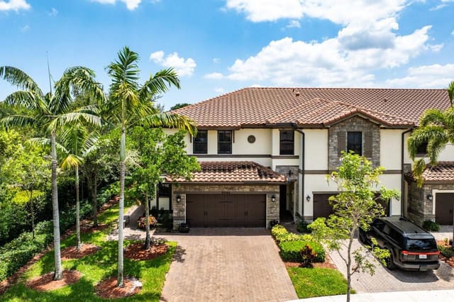 9580 Town Parc Circle 9580, sold in Town Parc, Parkland, FL