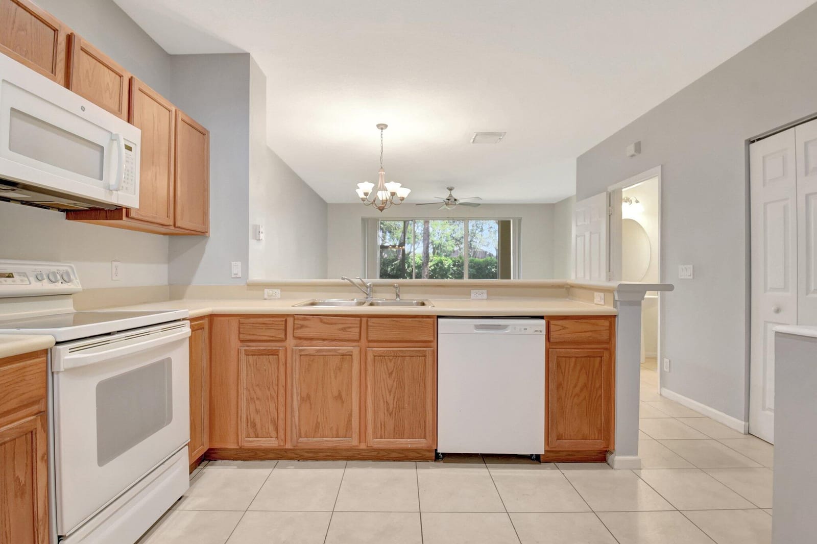9755 Porta Leona Lane — photo 6