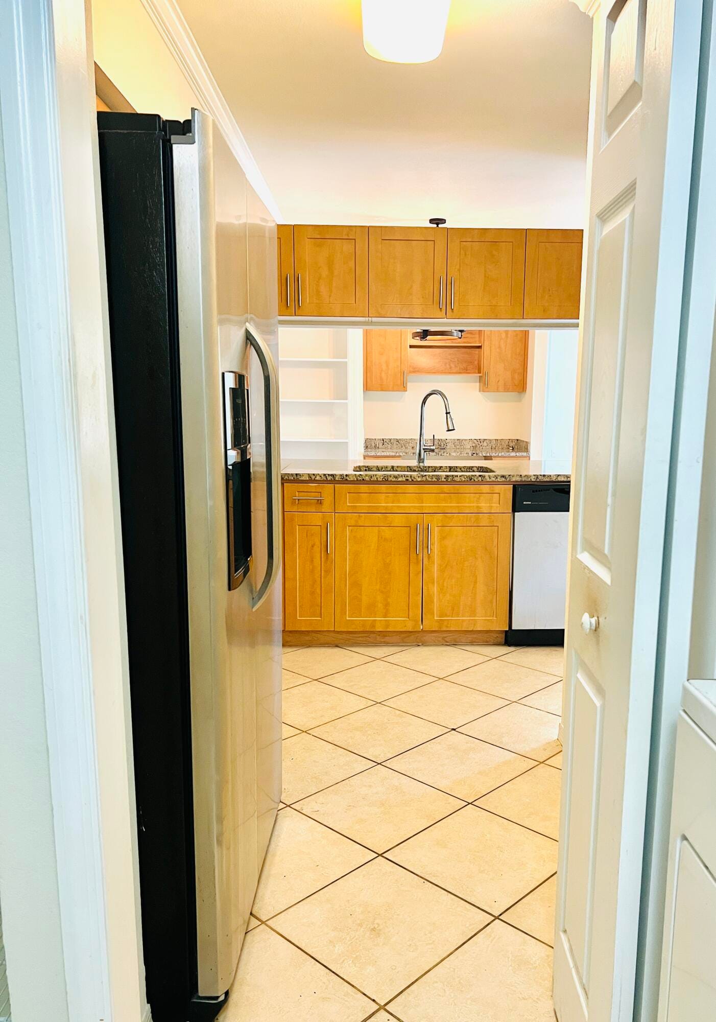 6511 Emerald Dunes Drive 308, West Palm Beach, FL 33411 photo 9