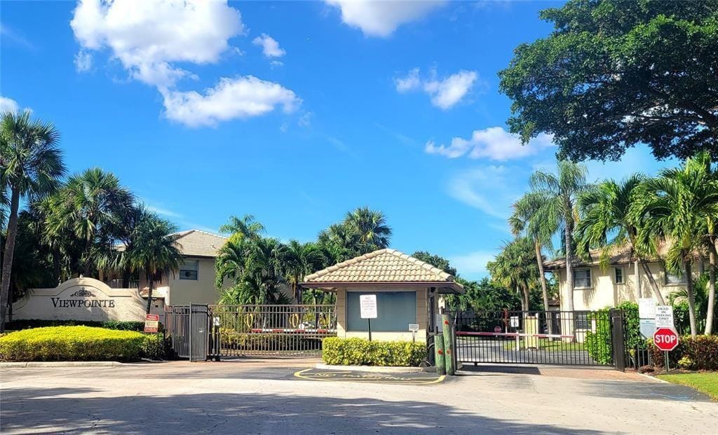 5560 Lakeside Drive 105, Margate, FL 33063 photo 17