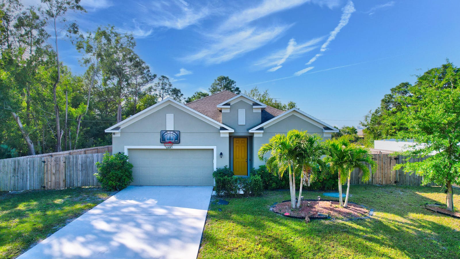 6163 NW Deville Circle, Port St. Lucie, FL 34953
