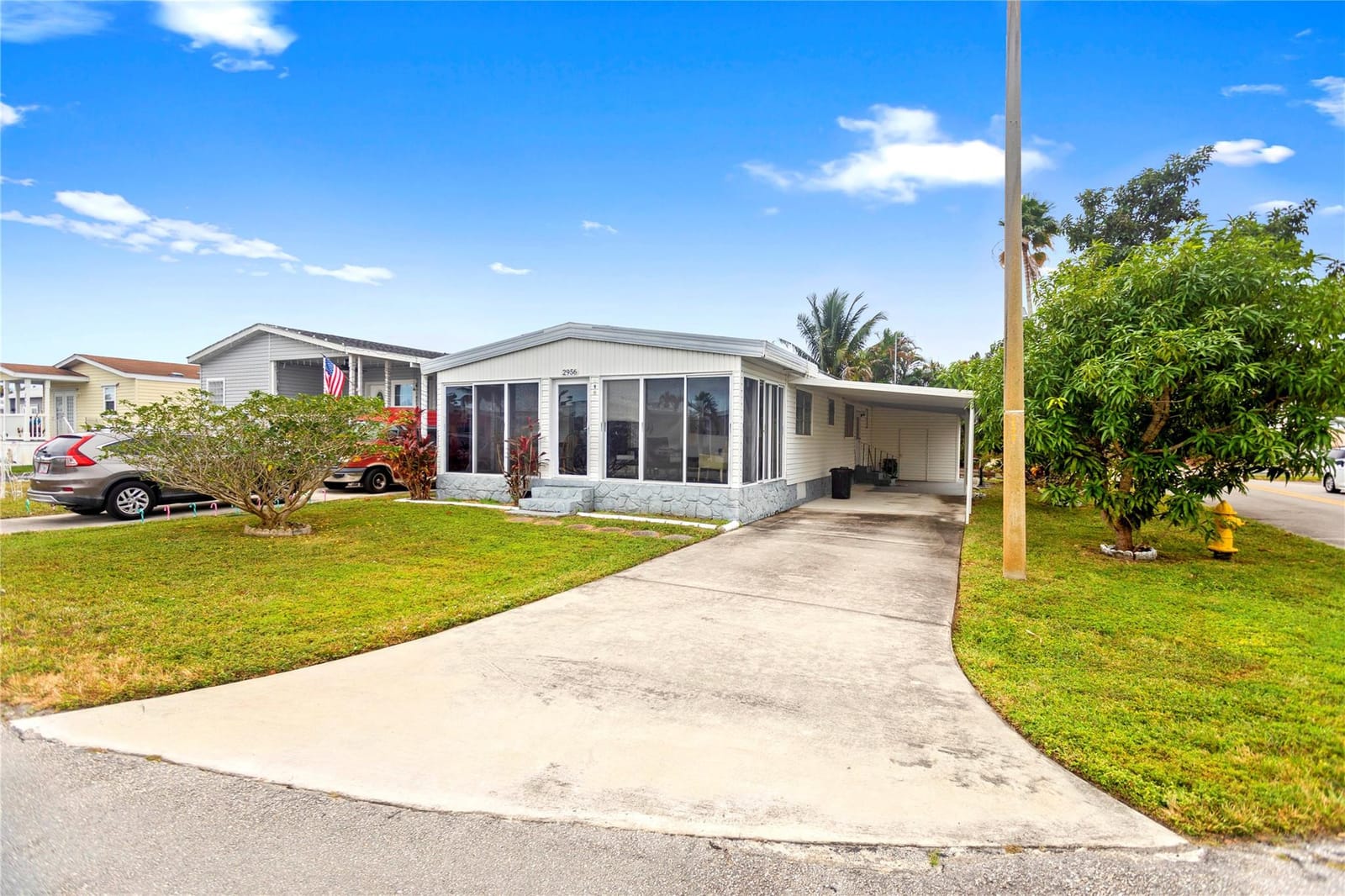 2956 Lakeshore Drive, Fort Lauderdale, FL 33312