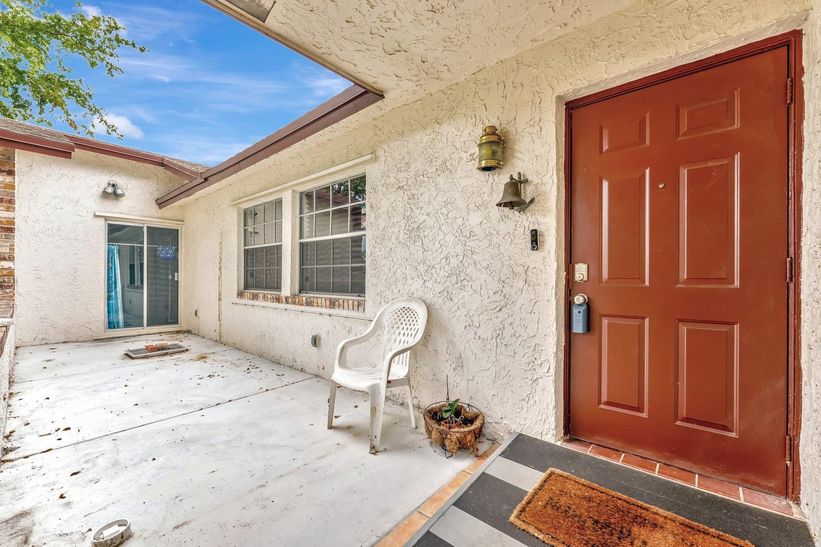 8100 NW 44th Court — photo 2