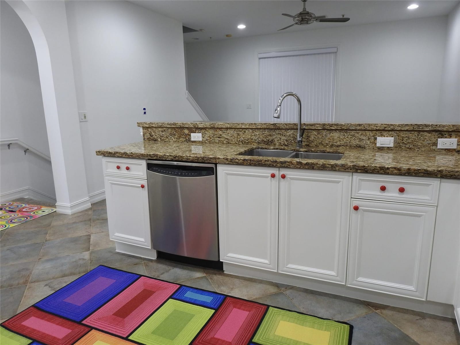 2299 NE 9th Avenue 2299 — photo 11