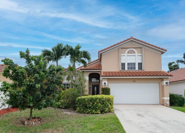 132 Stonebriar Boulevard, sold in Stonebriar At Maplewood, Jupiter, FL
