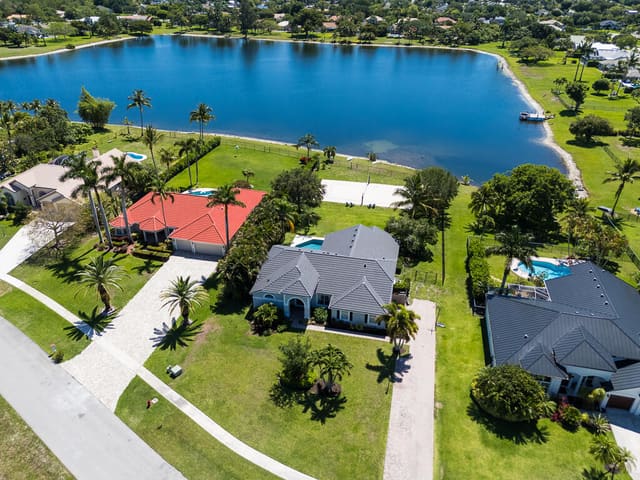 9640 Eagle Point Lane, sold in Legend Lake Estates, Lake Worth, FL