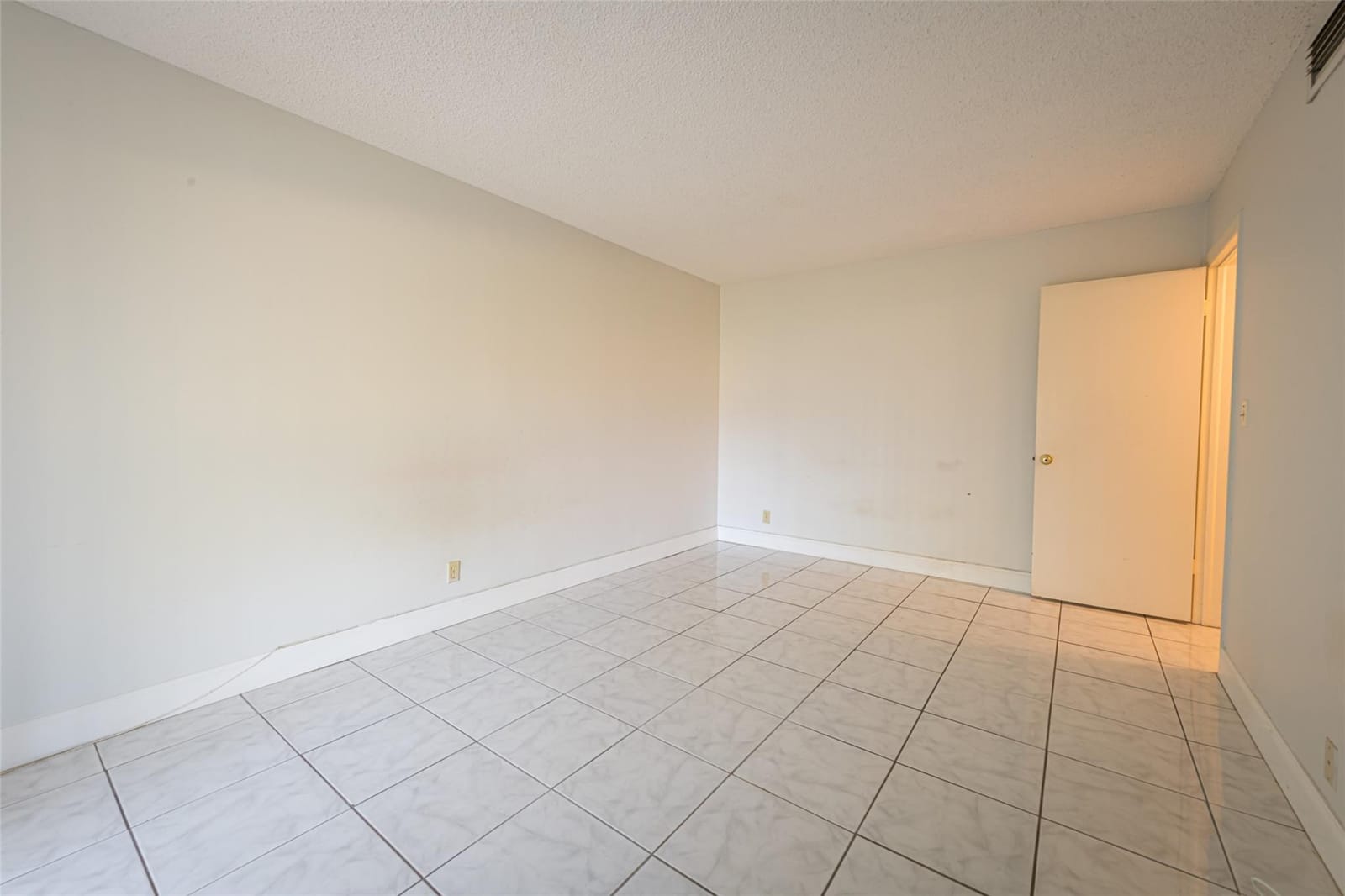 3541 NW 95th Terrace 201, Sunrise, FL 33351 photo 13