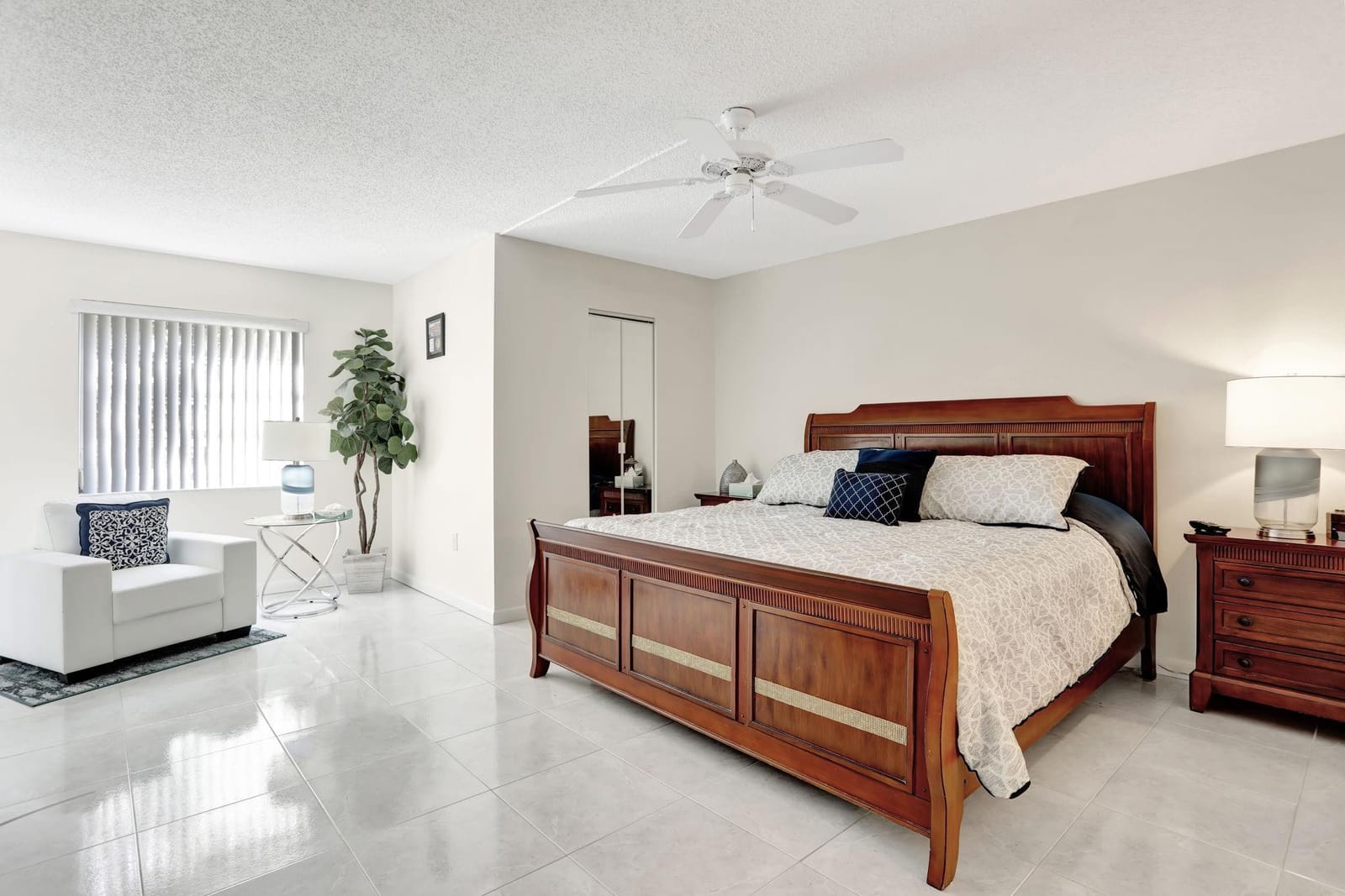 3910 Inverrary Boulevard 207B, Lauderhill, FL 33319 photo 16