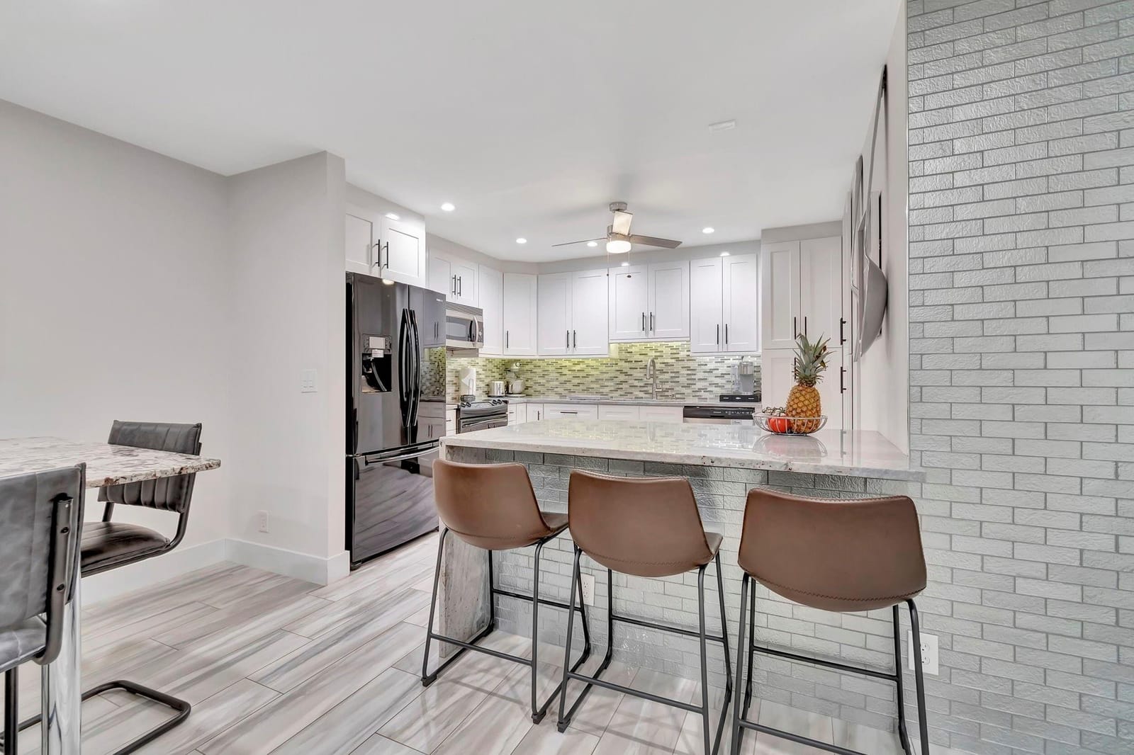 8051 Ambach Way 25-B, Hypoluxo, FL 33462 photo 16