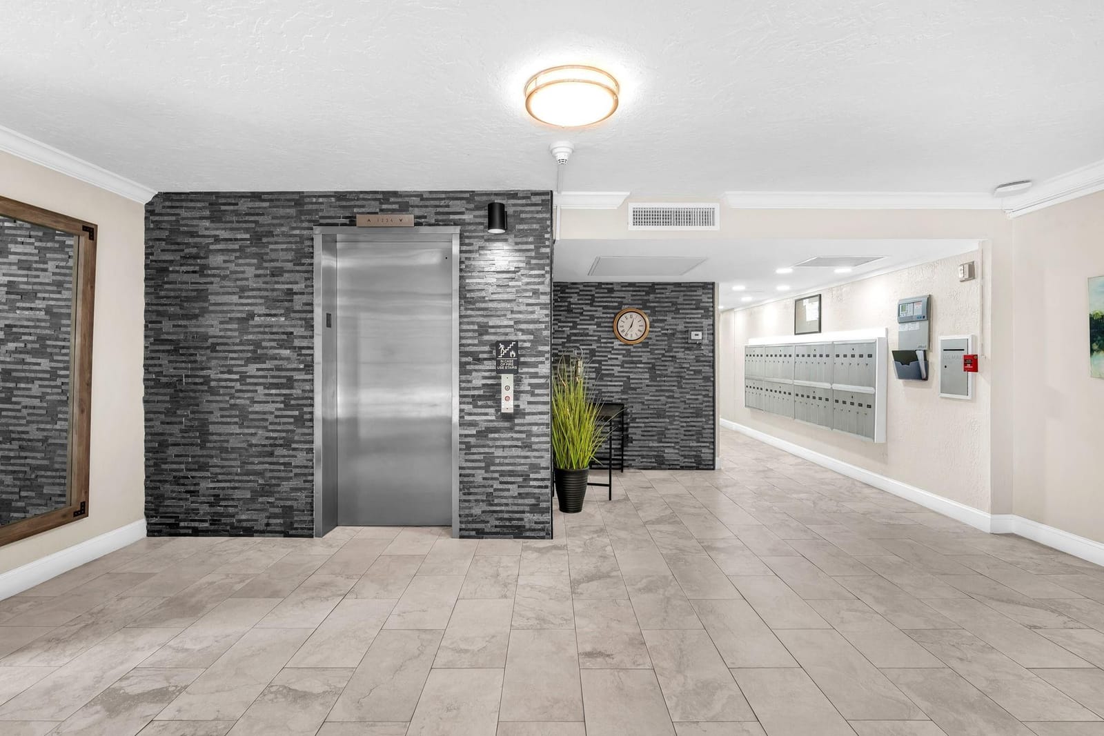 2601 S Course Drive 408 — photo 8