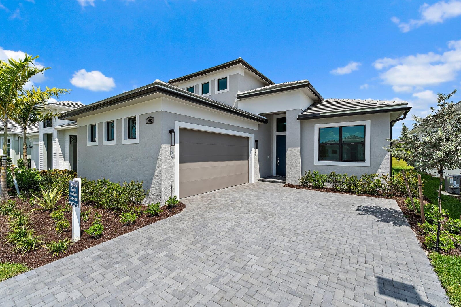 10213 SW Latium Way, Port St. Lucie, FL 34987