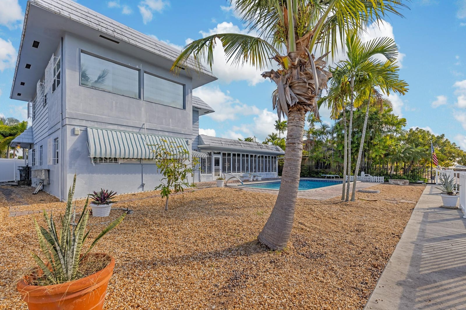 4621 W Tradewinds Avenue, Lauderdale-By-The-Sea, FL 33308 photo 4