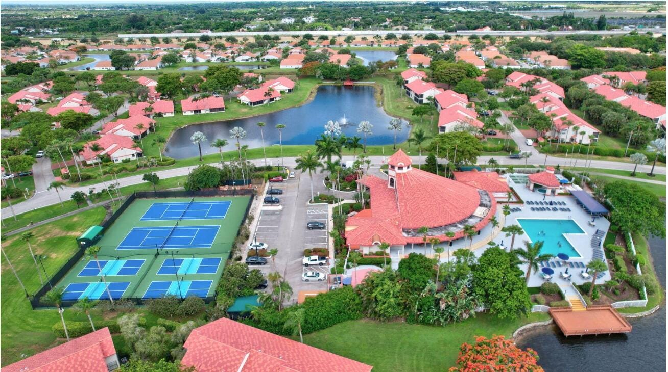 7644 Lexington Club Boulevard A, Delray Beach, FL 33446