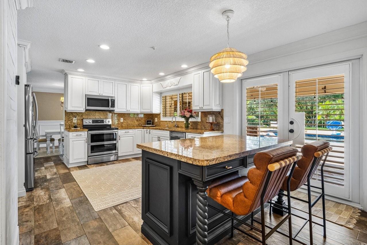 6335 NW 75th Way, Parkland, FL 33067 photo 15