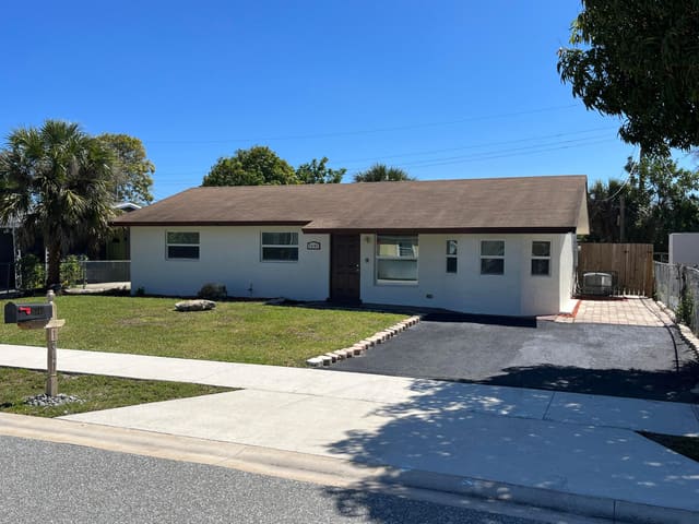 1641 W 14th Street, sold in Federal Gardens 1, Riviera Beach, FL