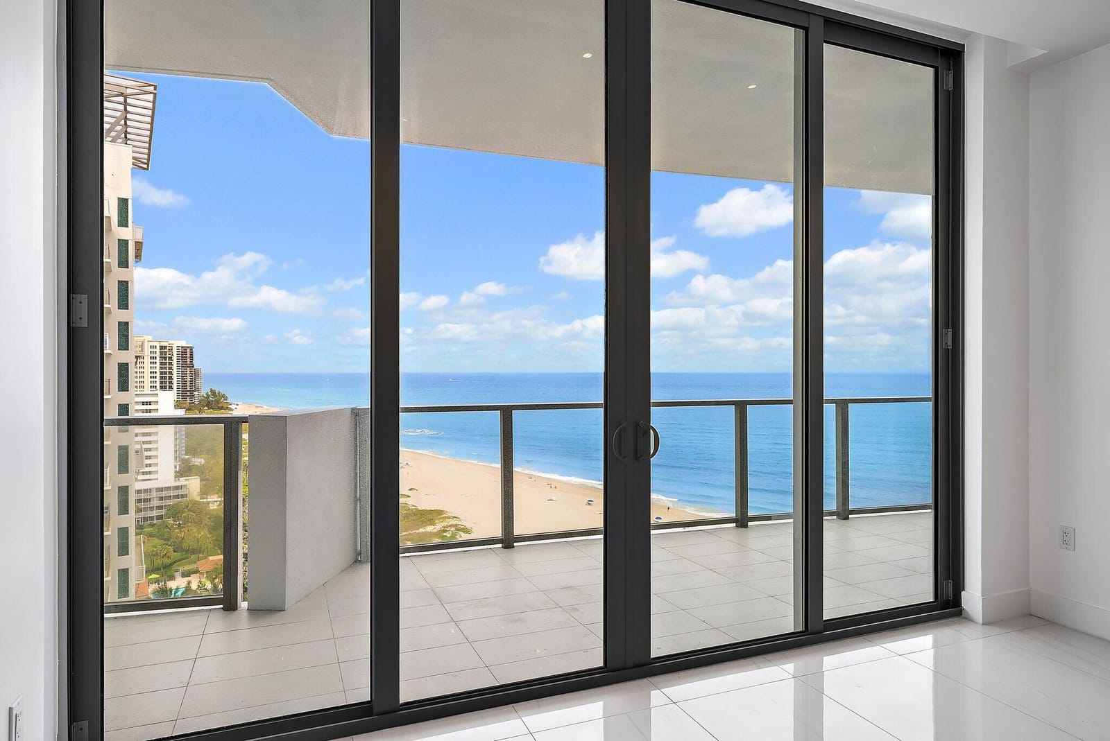 3100 Ocean Drive N H1502 — photo 9