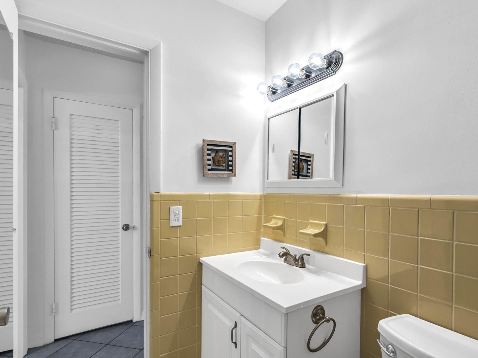 901 SW 11th Avenue 14H, Hallandale Beach, FL 33009 photo 23