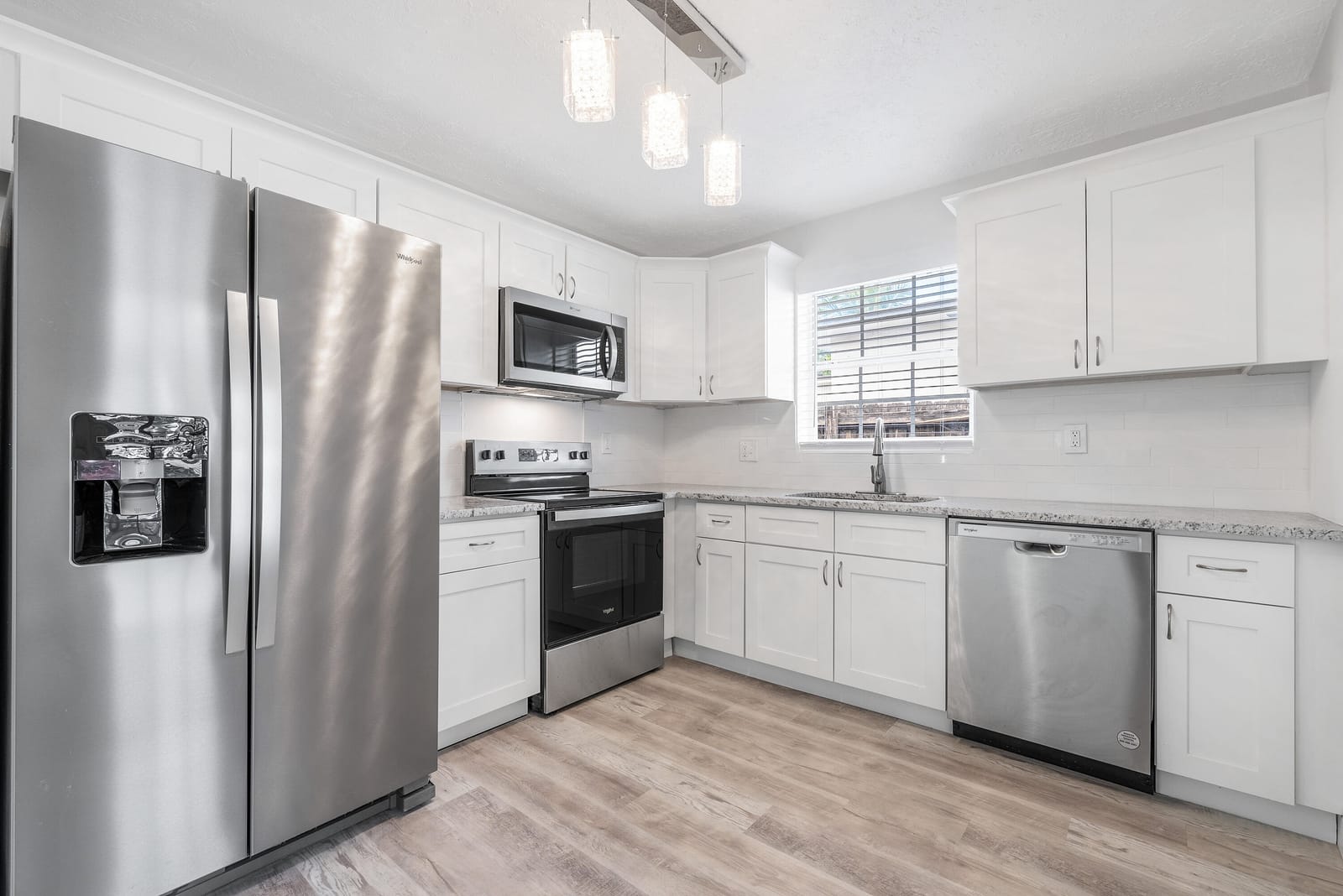 1609 N J Terrace — photo 8