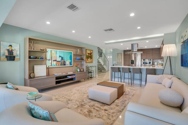 2399 Treasure Isle Drive 17, sold in Mariners Cove, Palm Beach Gardens, FL